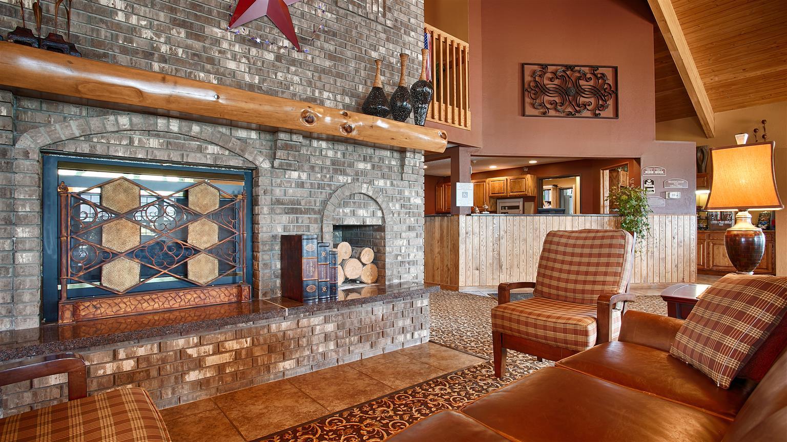 Best Western Derby Inn Eagle River Buitenkant foto