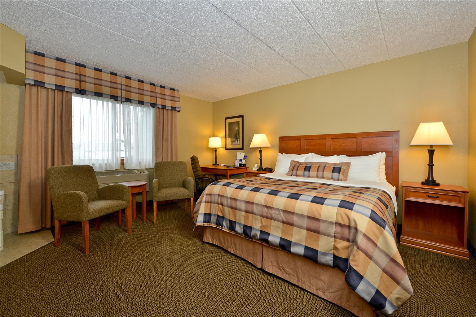 Best Western Derby Inn Eagle River Buitenkant foto