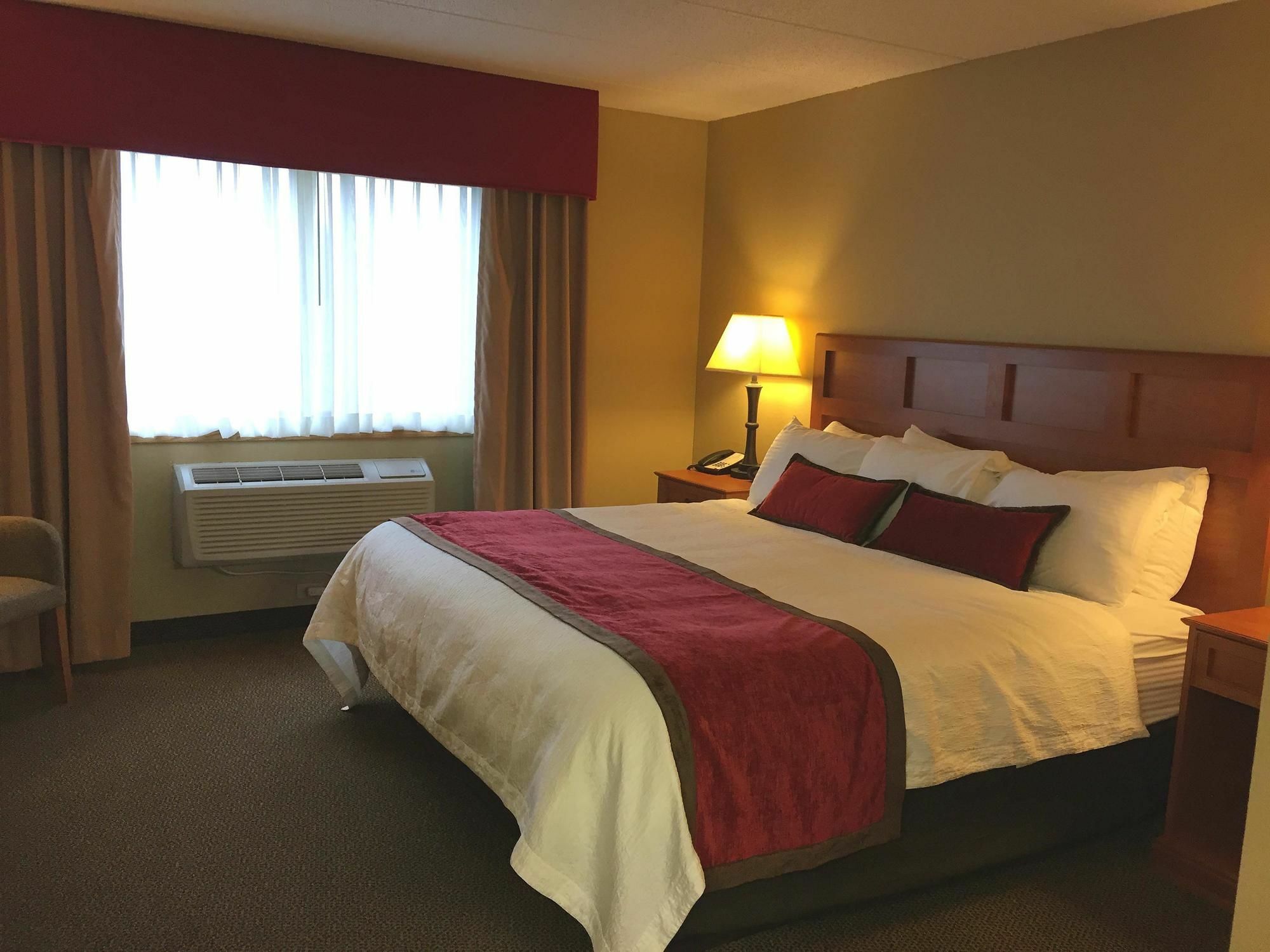 Best Western Derby Inn Eagle River Buitenkant foto